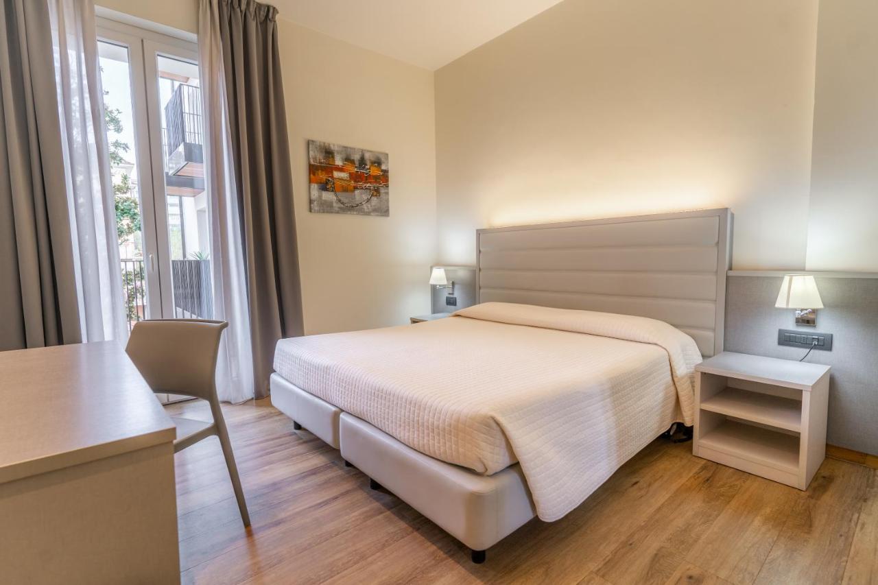 My Place Hotel Rimini Buitenkant foto