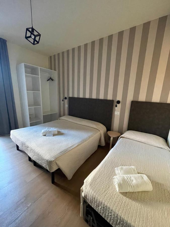 My Place Hotel Rimini Buitenkant foto