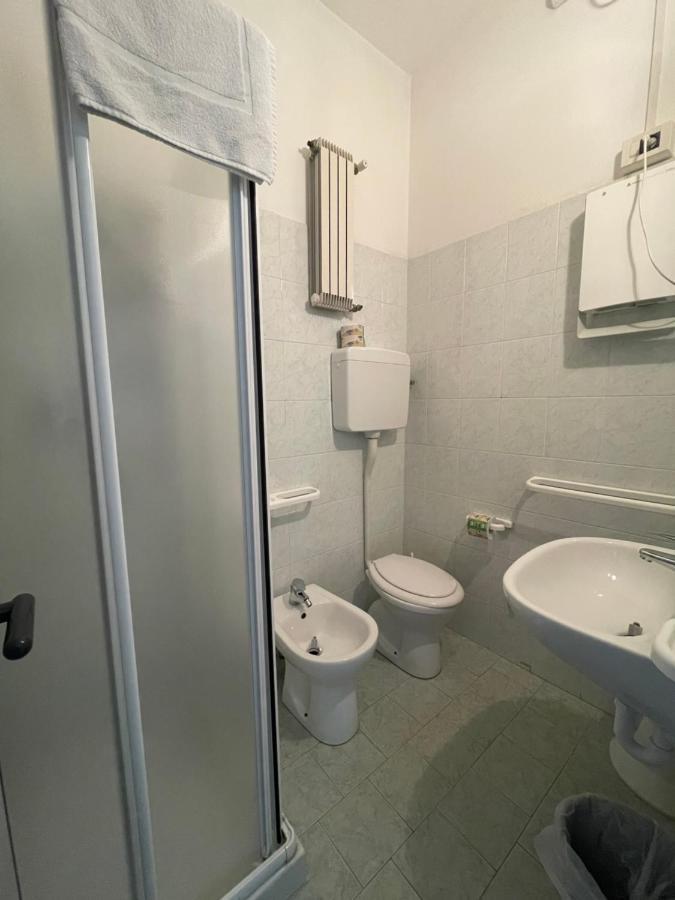 My Place Hotel Rimini Buitenkant foto