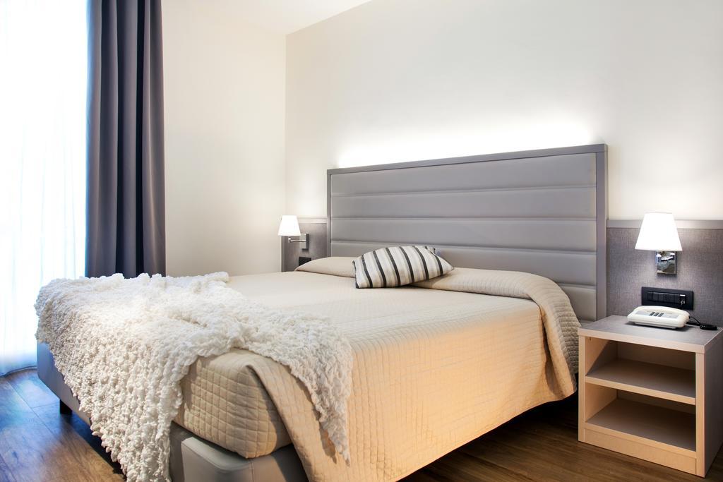 My Place Hotel Rimini Buitenkant foto